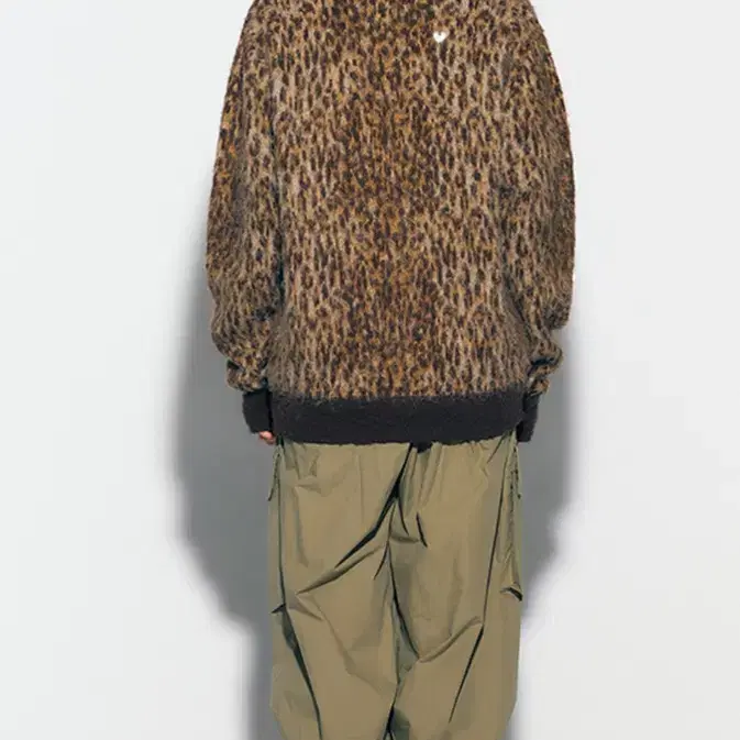 에즈이프캘리 LEOPARD KNIT CARDIGAN BROWN