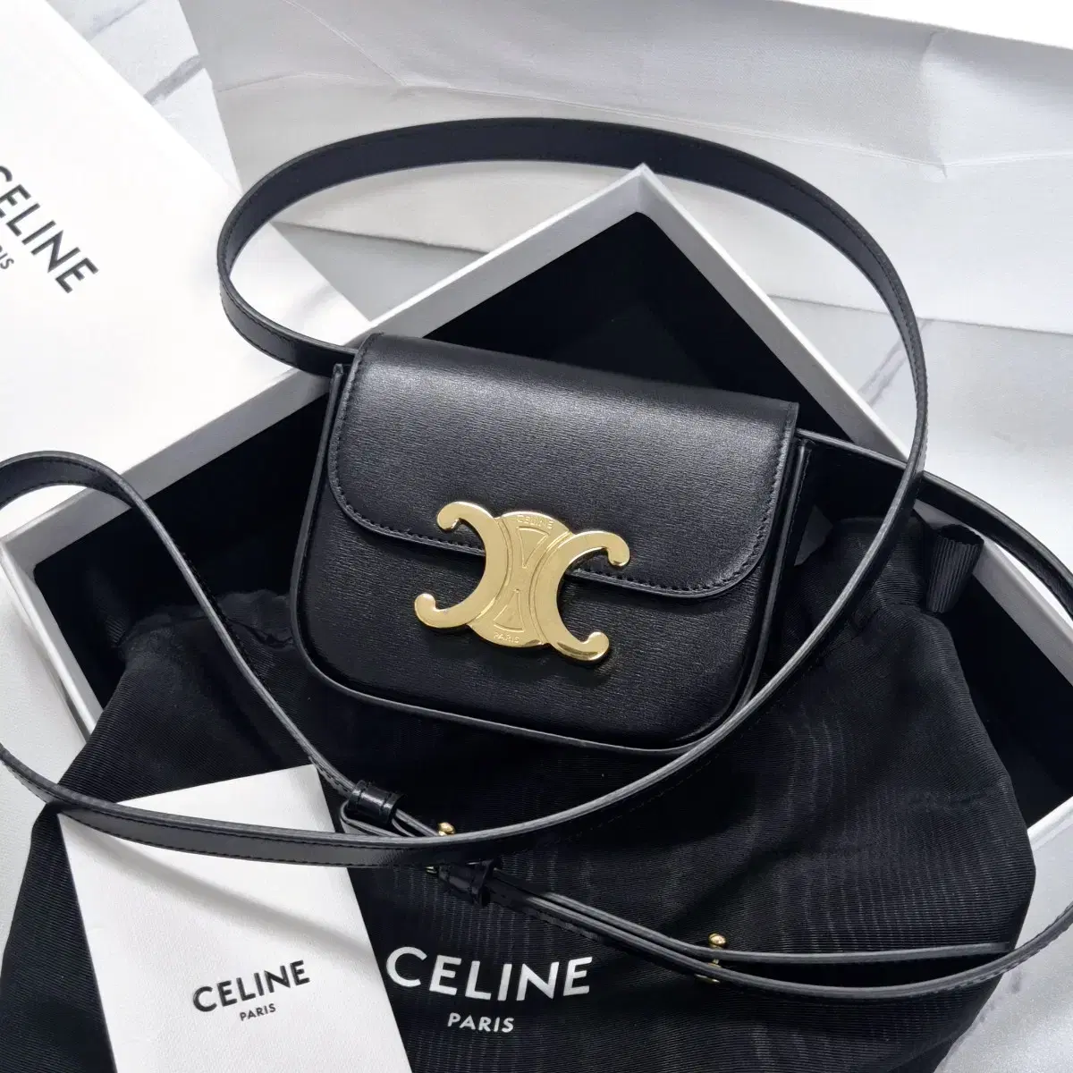 [Genuine] Seline Mini Claude Crossbody Bag Black