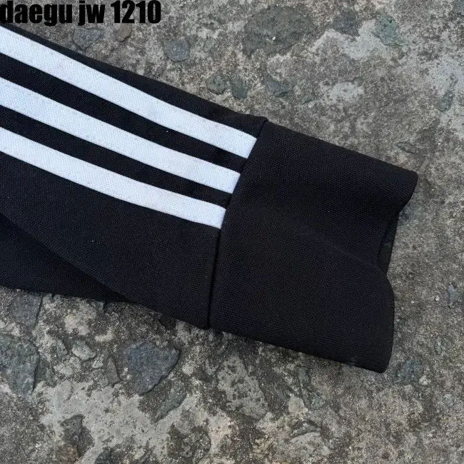 90 ADIDAS ZIPUP 아디다스 집업