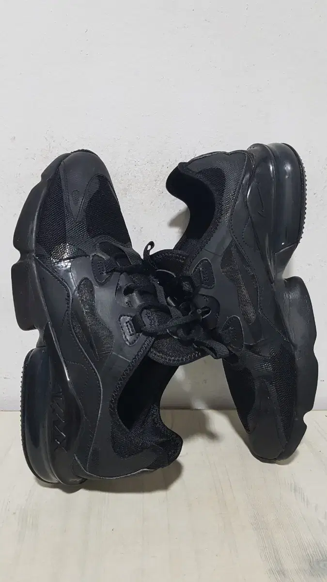 택포 260~265 정품 나이키 NIKE AIR-MAX 경량 왕쿠션화!