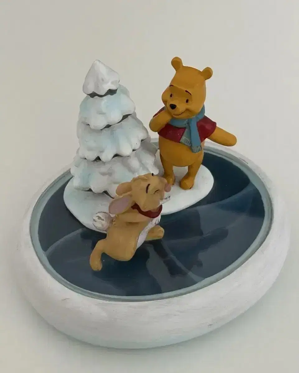 Pooh Doggie Box