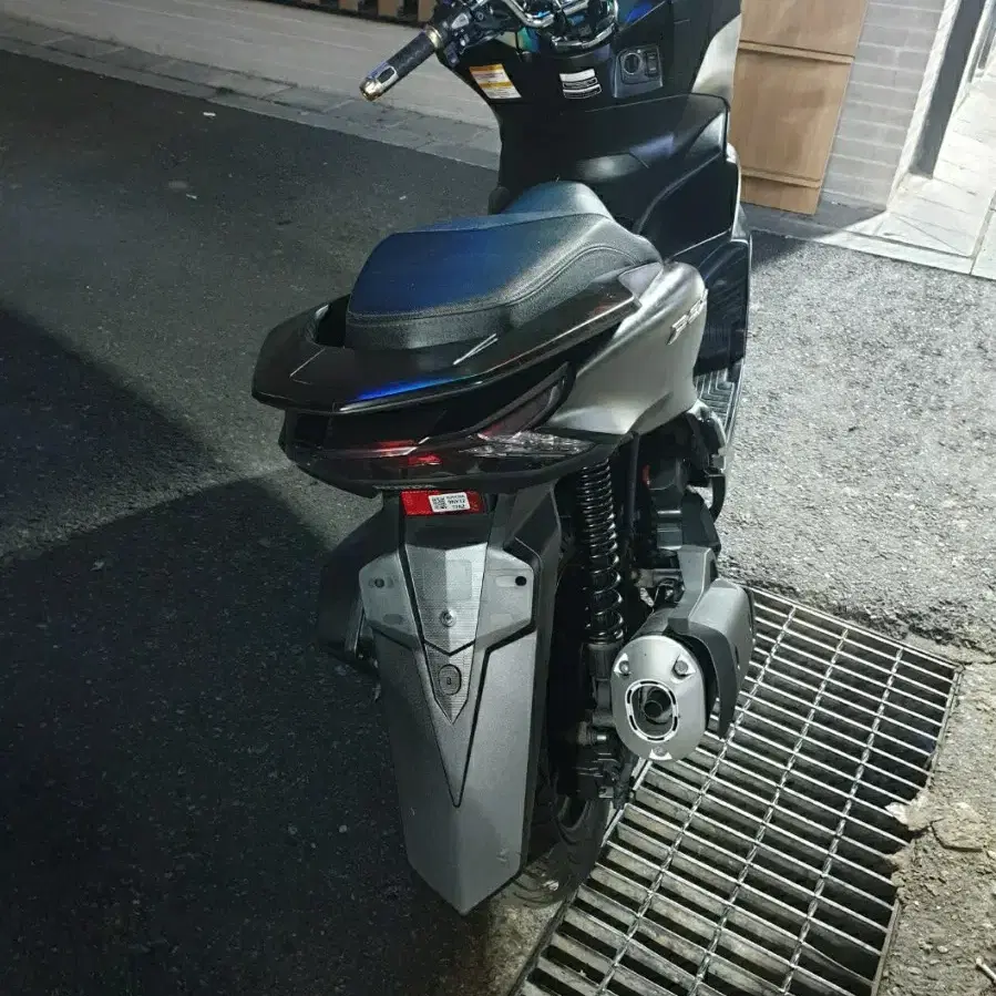 PCX22년230만팝니다