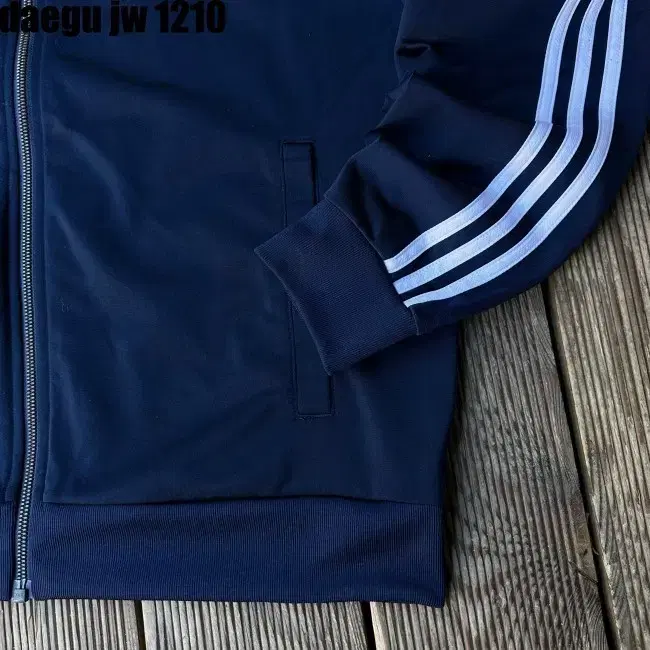 L 105- ADIDAS ZIPUP 아디다스 집업