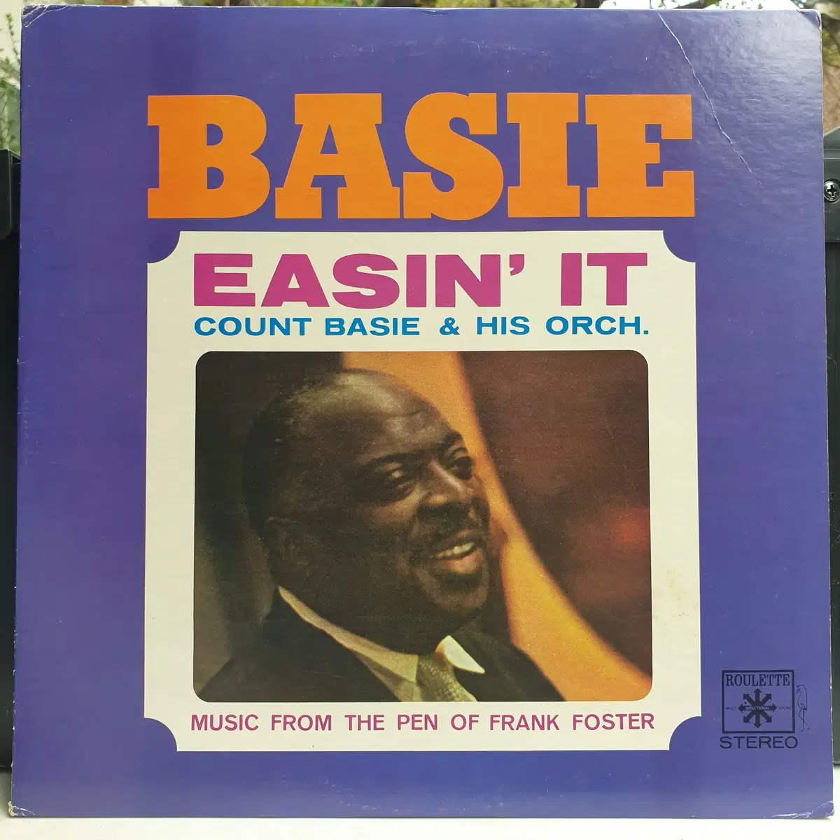 [중고LP] Count Basie & His Orch Easin' It