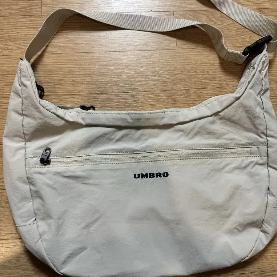 Umbro 엄브로 호보백