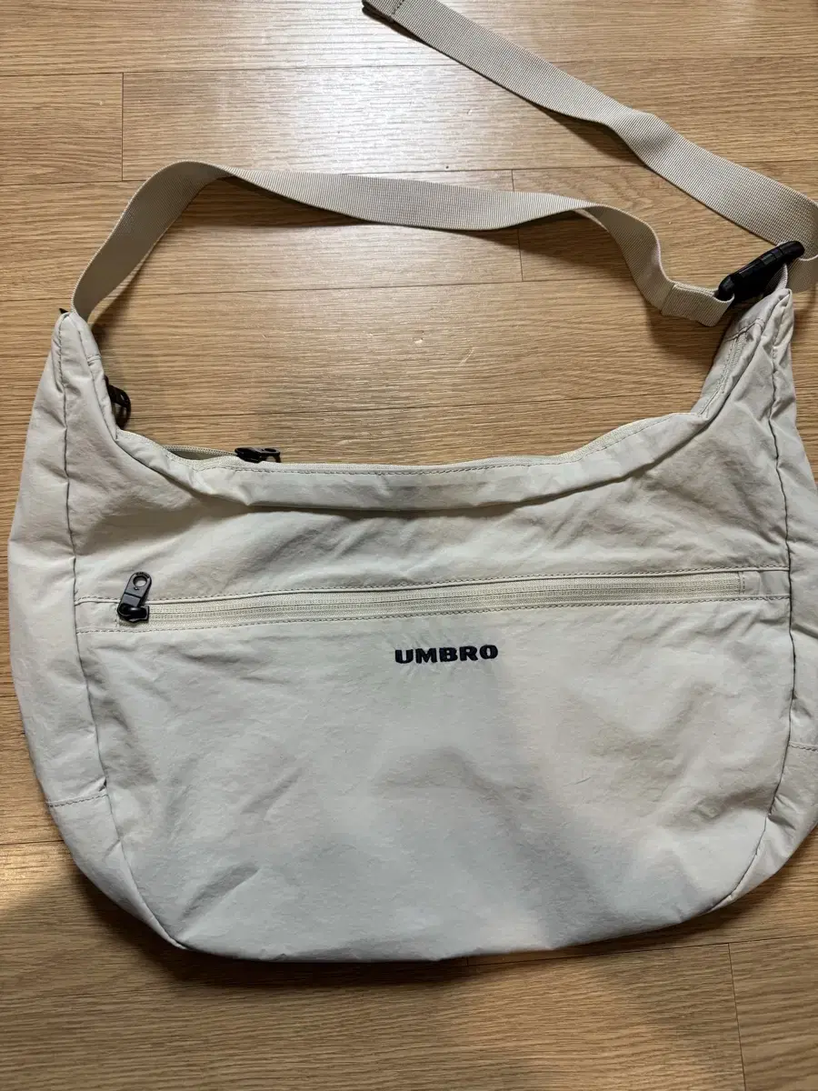 Umbro 엄브로 호보백