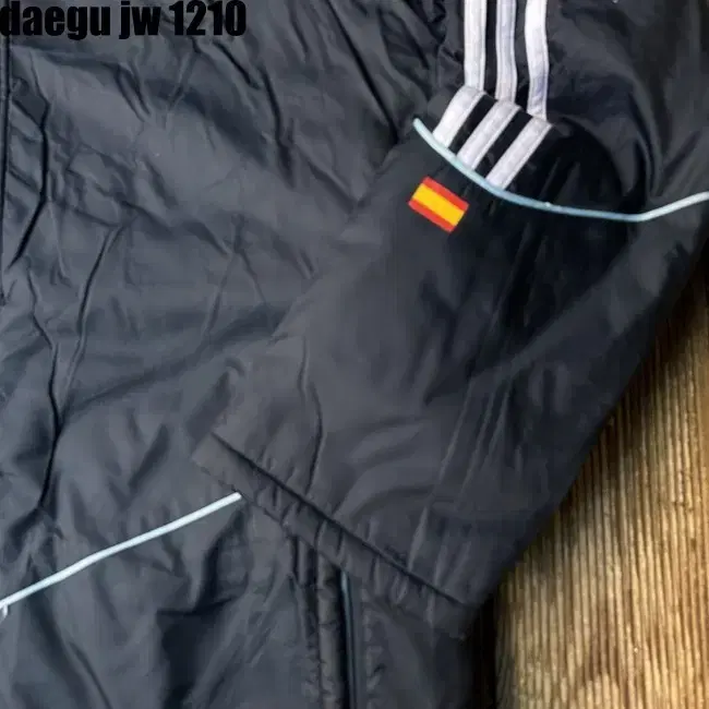 110 ADIDAS JUMPER 아디다스 패딩 점퍼