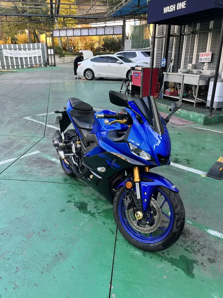 YZF-r3