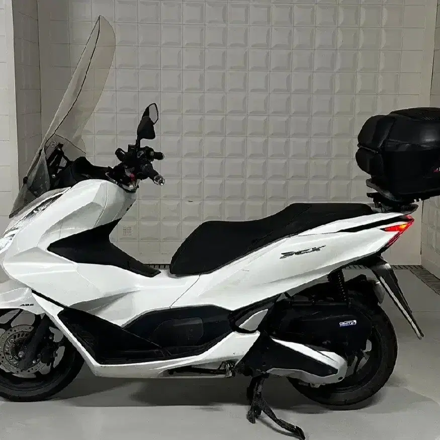 혼다 PCX125 ABS 2021년식 1만7천 실키로수 배달세팅차량