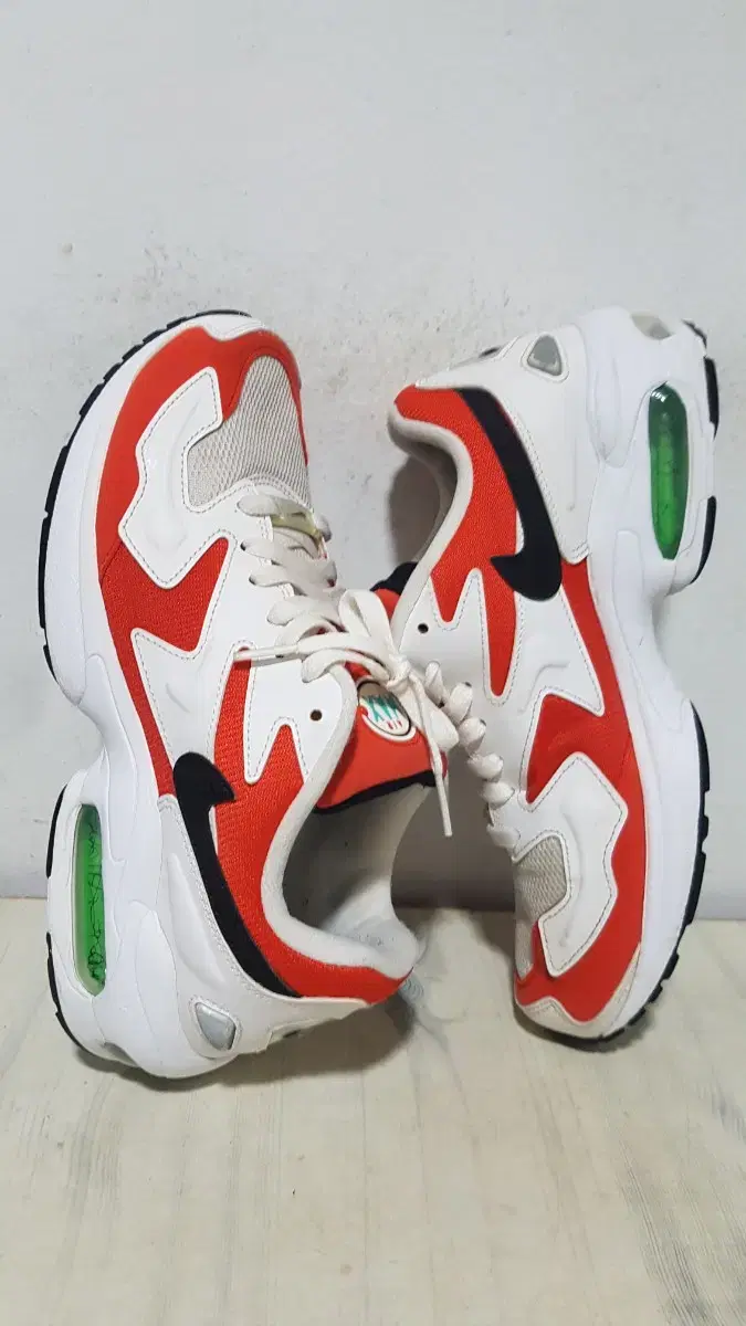 택포 250~255 A급 정품 NIKE AIRMAX2 라이트 경량 쿠션화