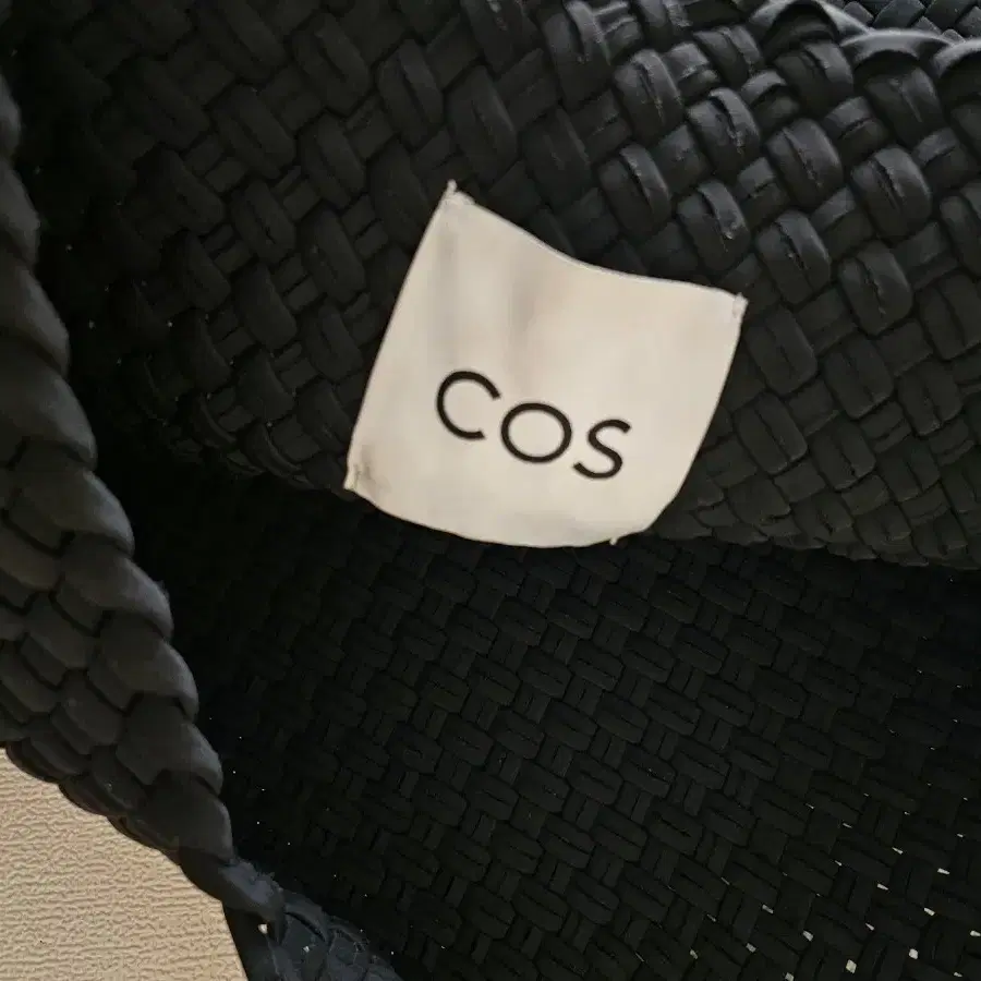 COS 가방