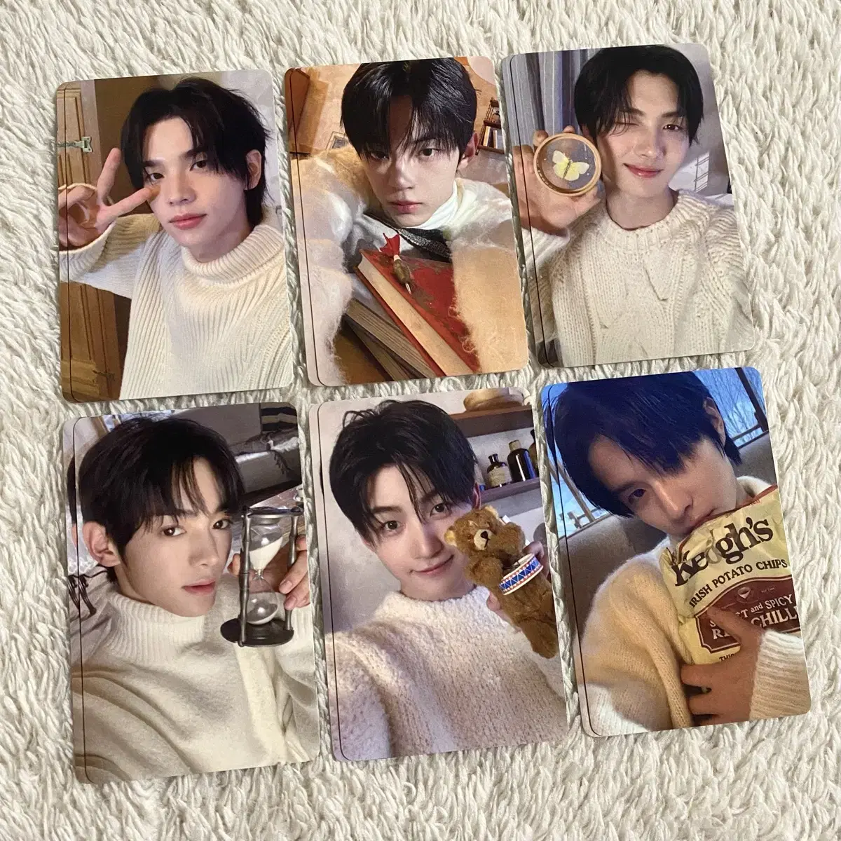 In-kind) TWS Last Bell Universal photocard buncheol wts Shin YooDohoonYoungjaeJihoonJinKyungmin