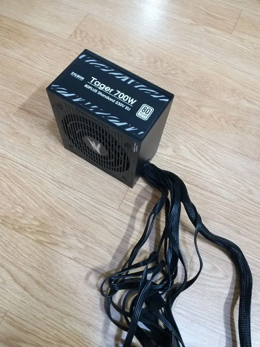 파워 명가 . 잘만 tager 700w / 중고파워.10개정리