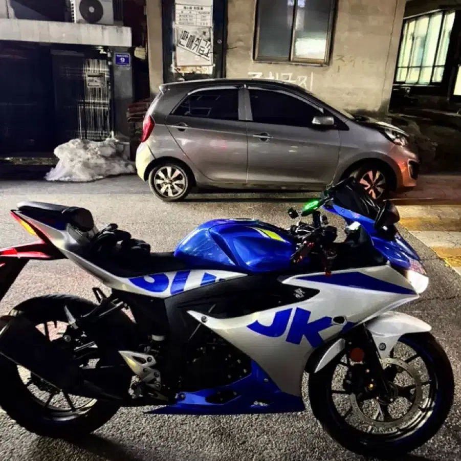 스즈키 gsx-r125