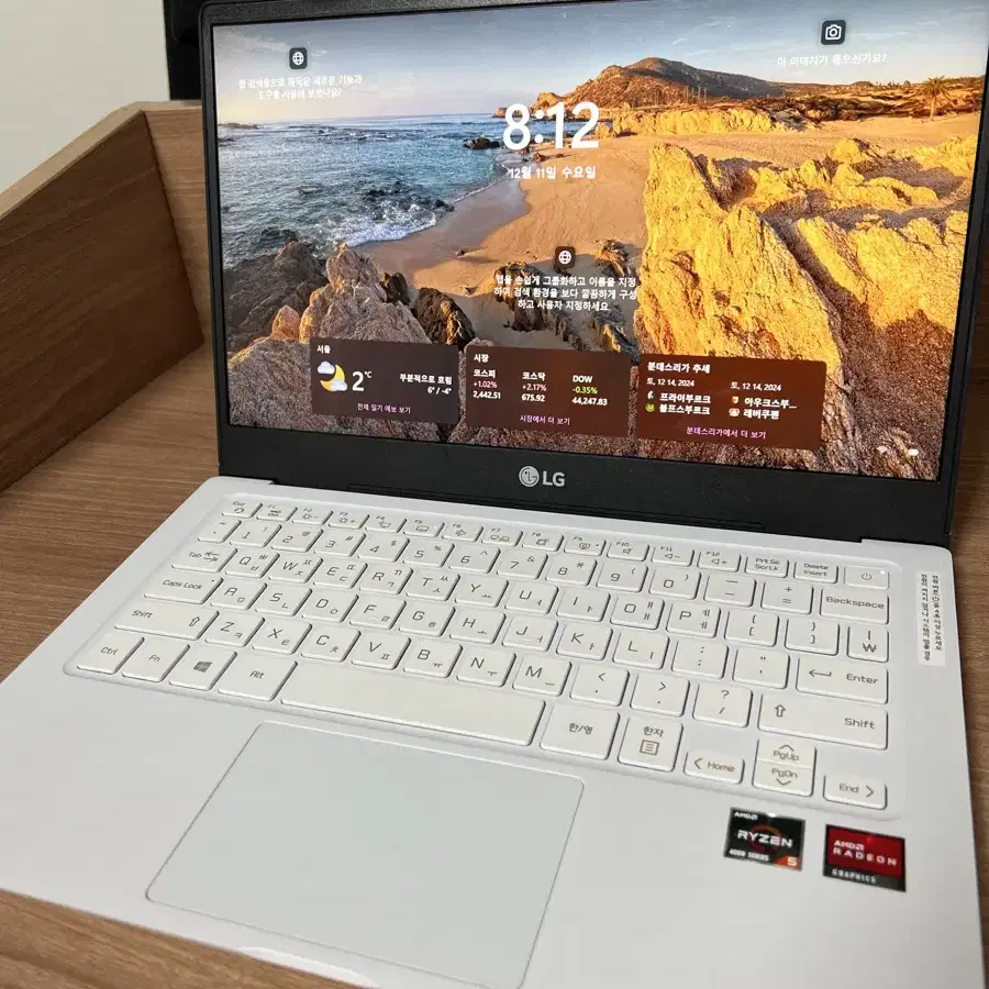 LG 울트라PC 13U770P-GR56K SSD 256GB 화이트