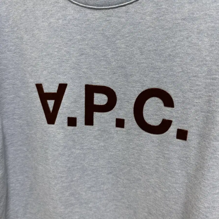 A.P.C. 아페쎄 맨투맨