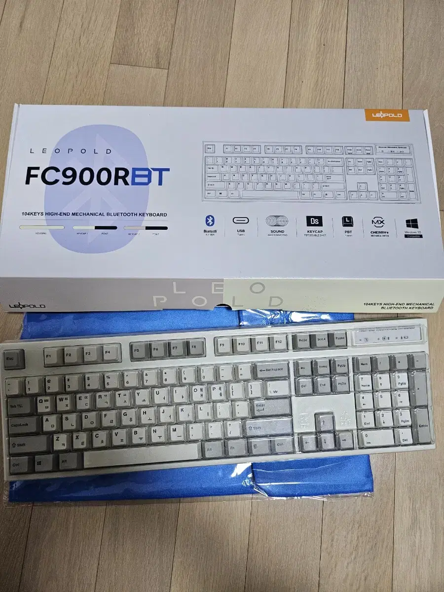 레오폴드 fc900rbt 청축