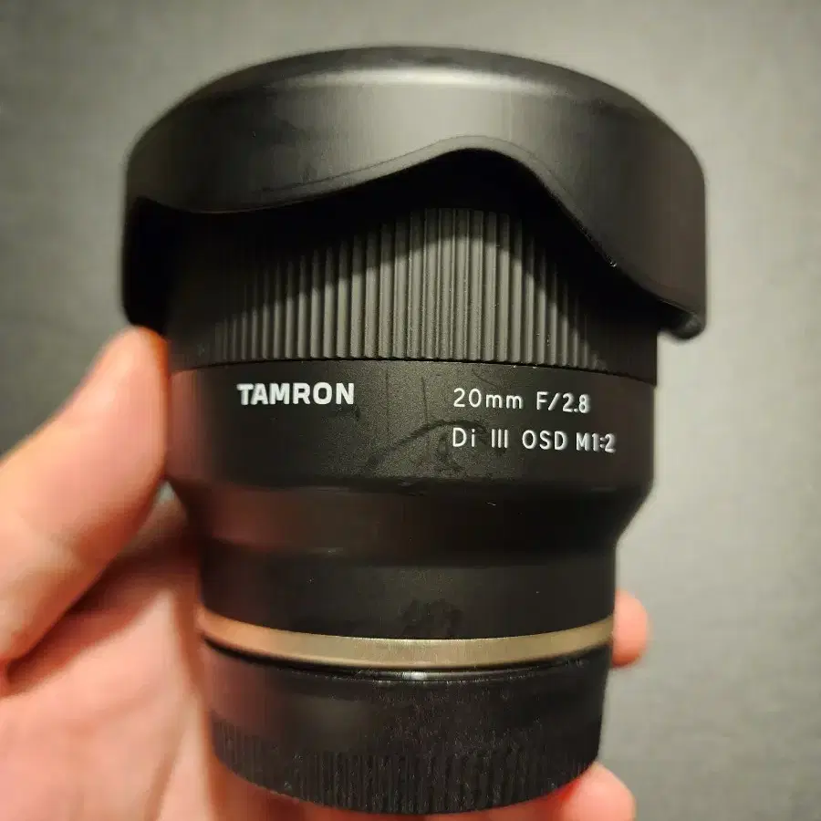 탐론 fe 20mm f2.8 소니마운트 광각렌즈