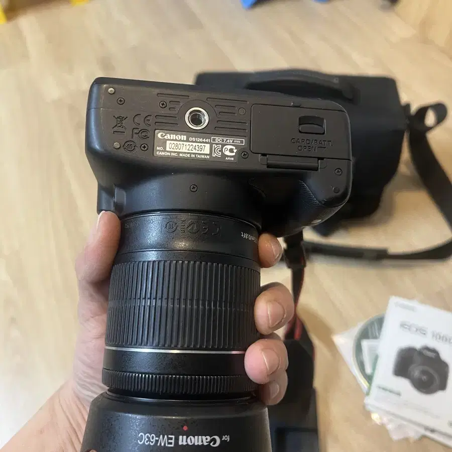 캐논 100d 18-55mm is stm 판매합니다