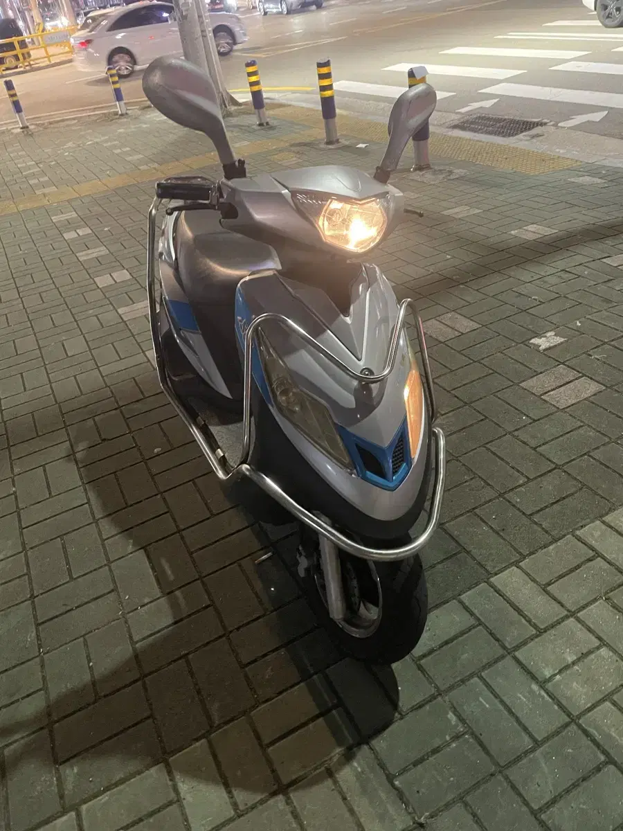 부산 17년 비버125cc 팝니다