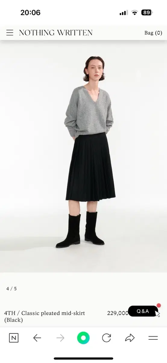 새상품) 낫띵리튼 Classic pleated mid-skirt