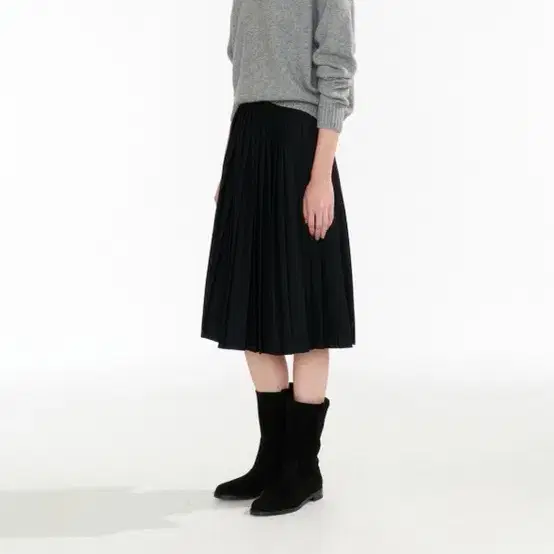 새상품) 낫띵리튼 Classic pleated mid-skirt