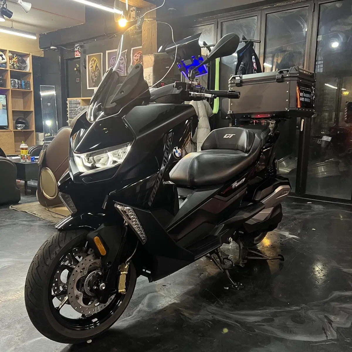 BMW C400GT 23년식 블랙색상 키로수 적음