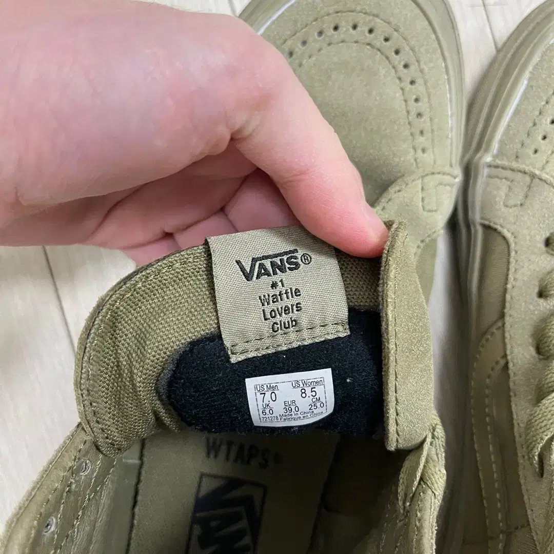 Wtaps x Vans 스케이트 하이 250