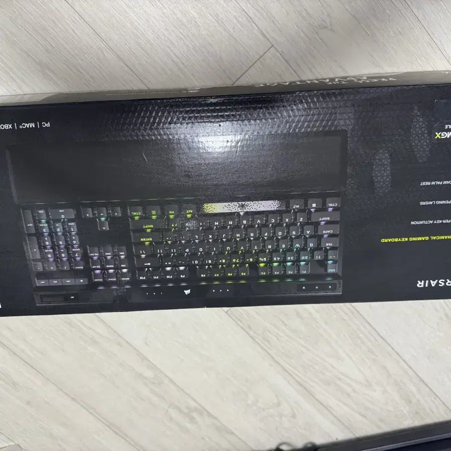 커세어 K70 MAX 마그네틱 풀박스