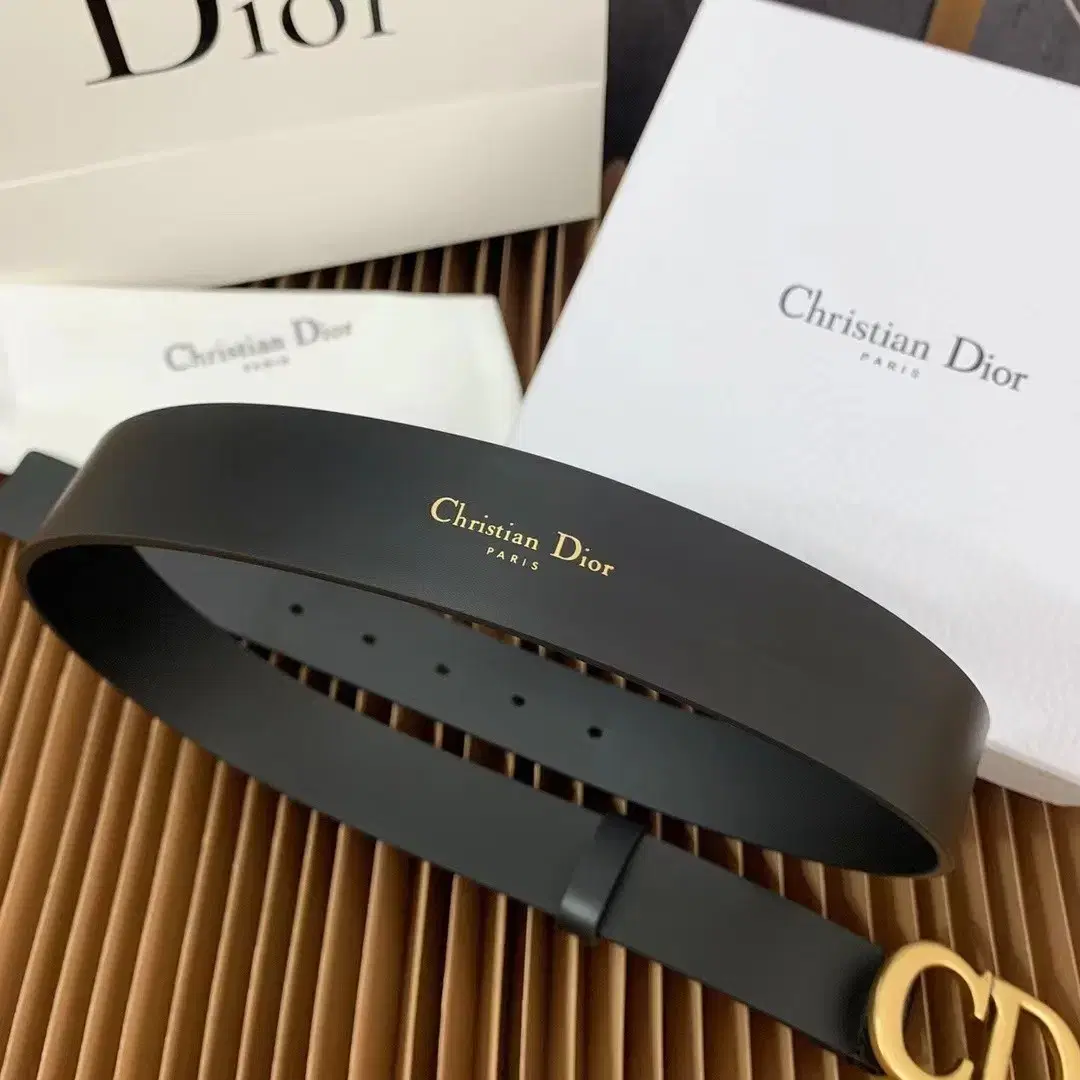 DIOR 디오르 남성 여사 정품