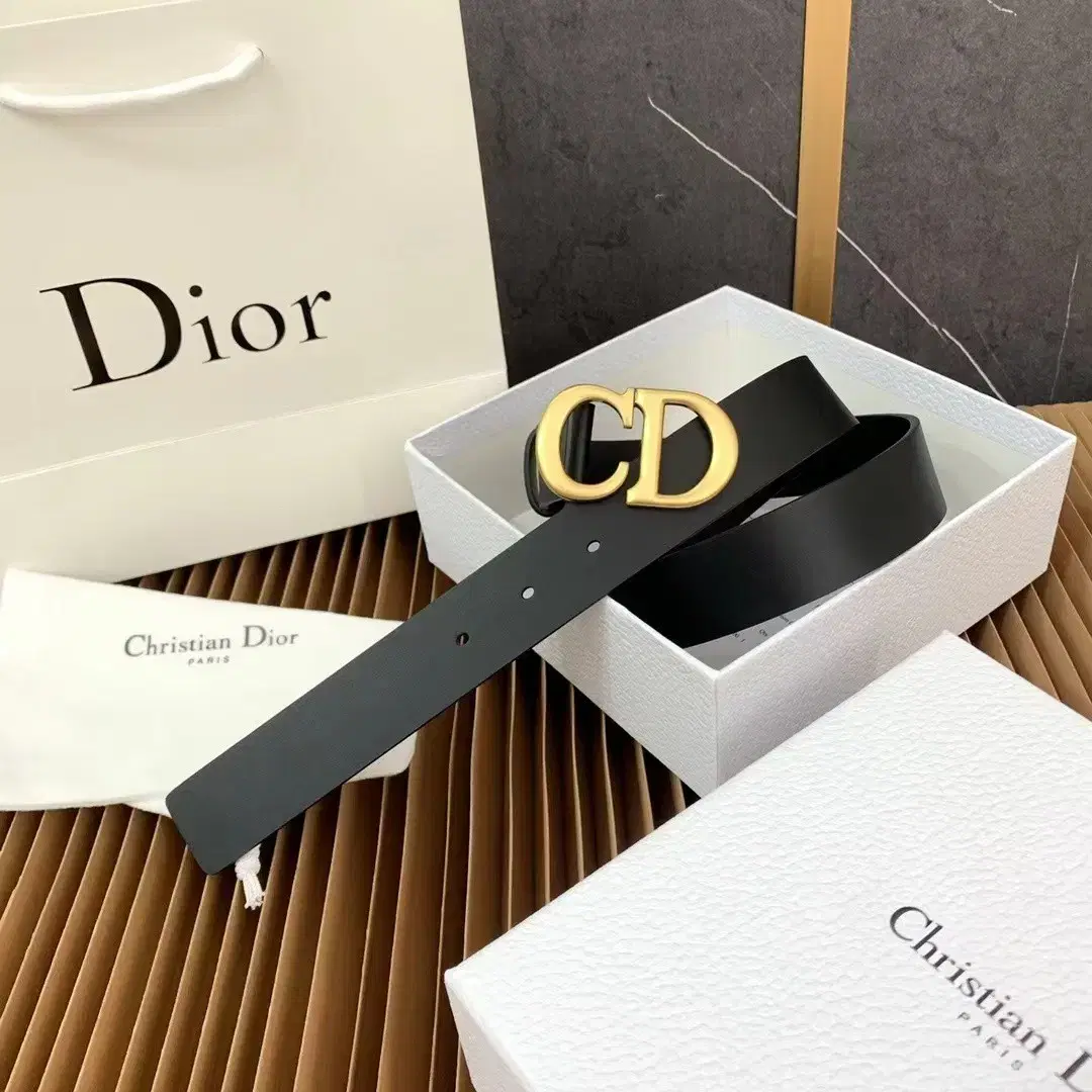 DIOR 디오르 남성 여사 정품