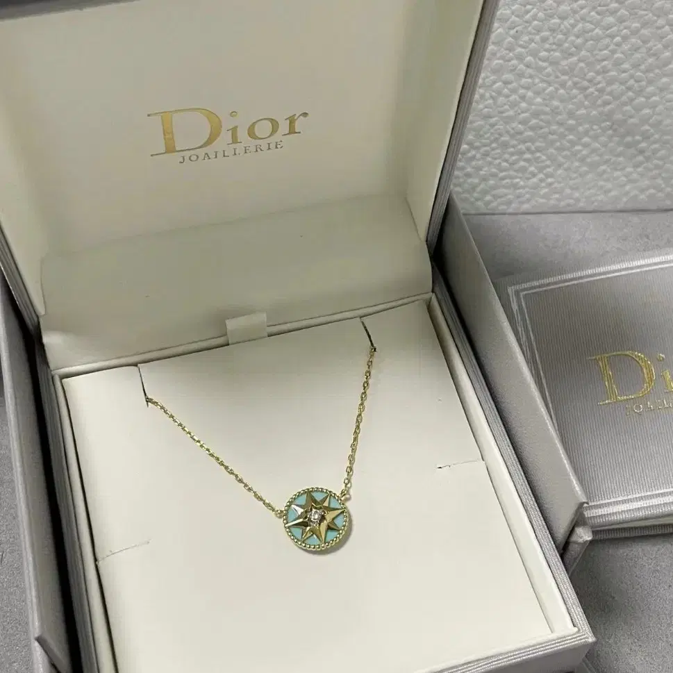 DIOR 디오르 여사 목걸이