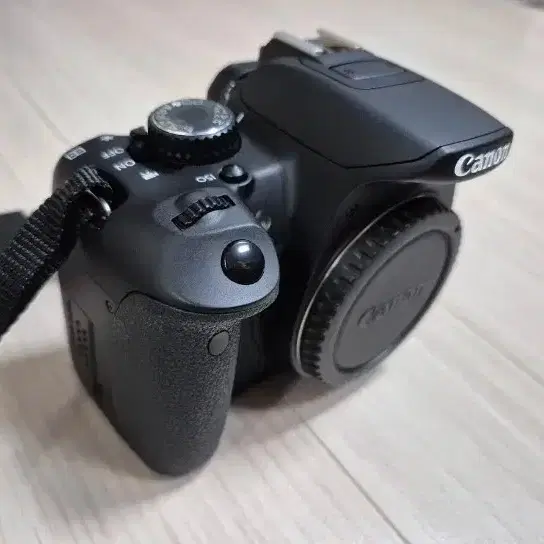 A급 캐논 카메라 EOS 650D 와 18-55 렌즈 박스세트