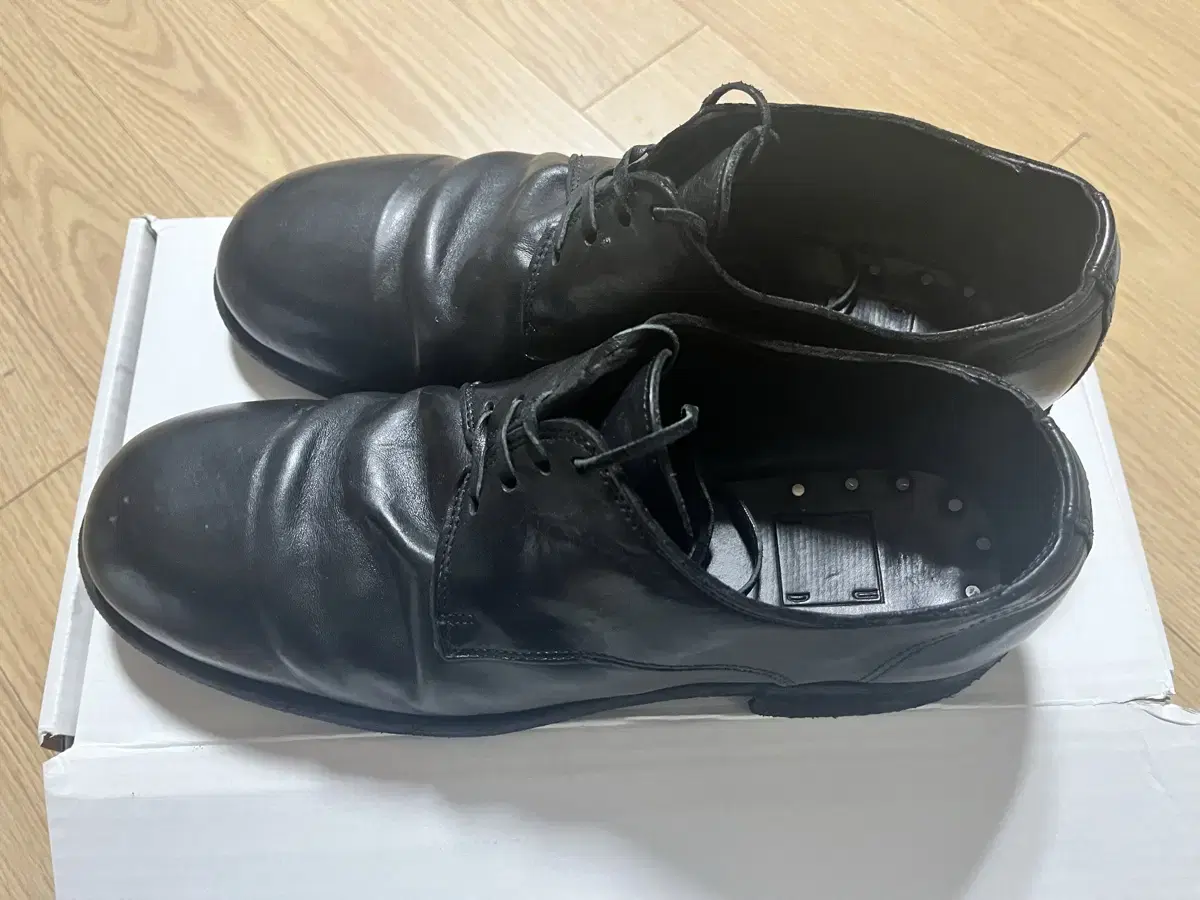 구이디 guidi 992X 42사이즈 판매합니다. 3회착