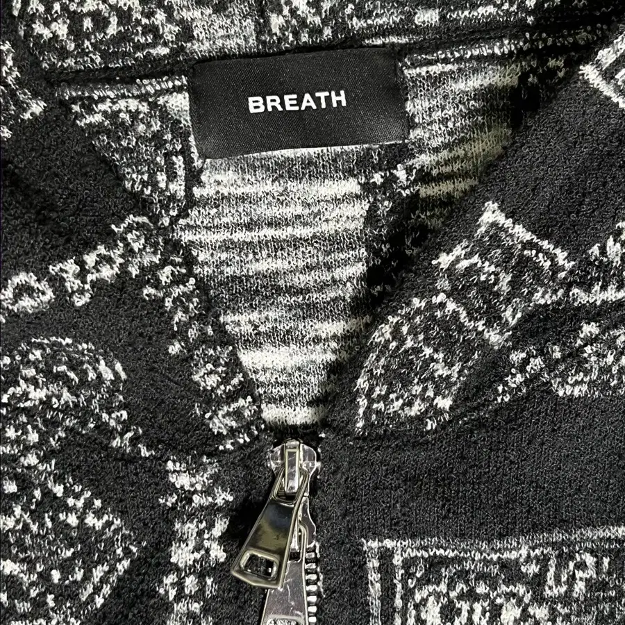 BREATH paisley zip hoodie M