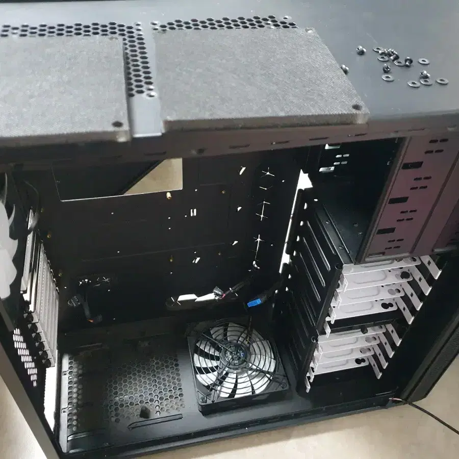 Fractal Design Define XL R2 빅타워 케이스 팝니다