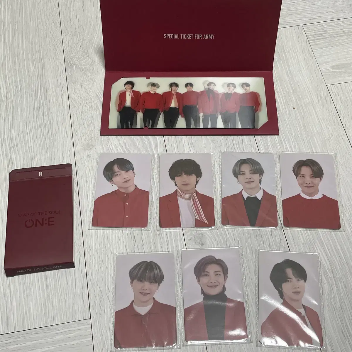 방탄소년단 온콘 미니포토카드 + 렌티큘러 일괄 25000원