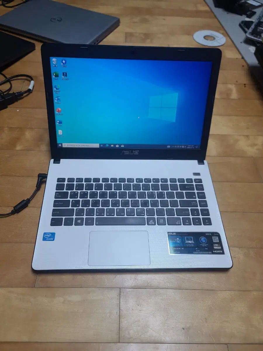 ASUS X401A 노트북 팝니다