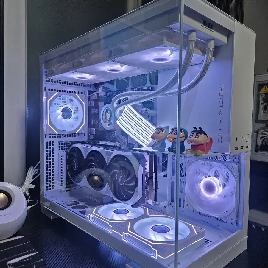 7800x3d RTx4080super 화이트 고사양 컴퓨터