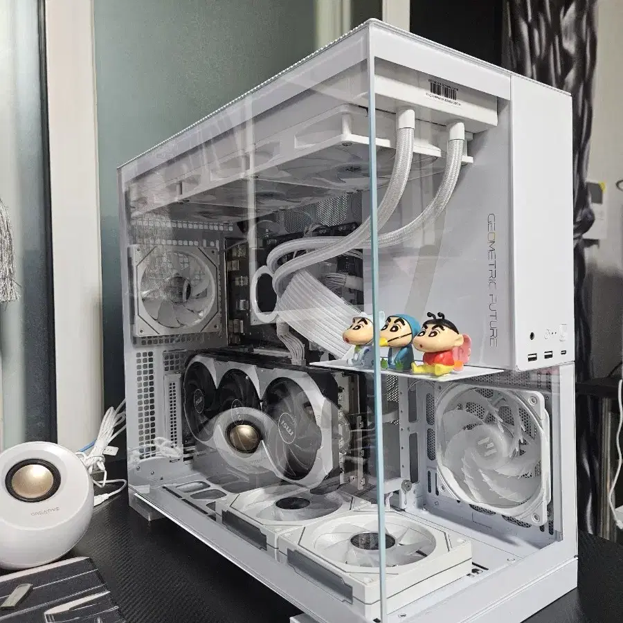 7800x3d RTx4080super 화이트 고사양 컴퓨터