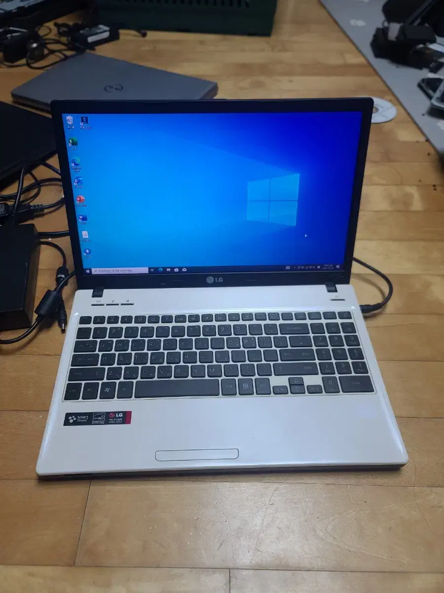 LG N560 노트북 i5-3210m 램8 SSD120