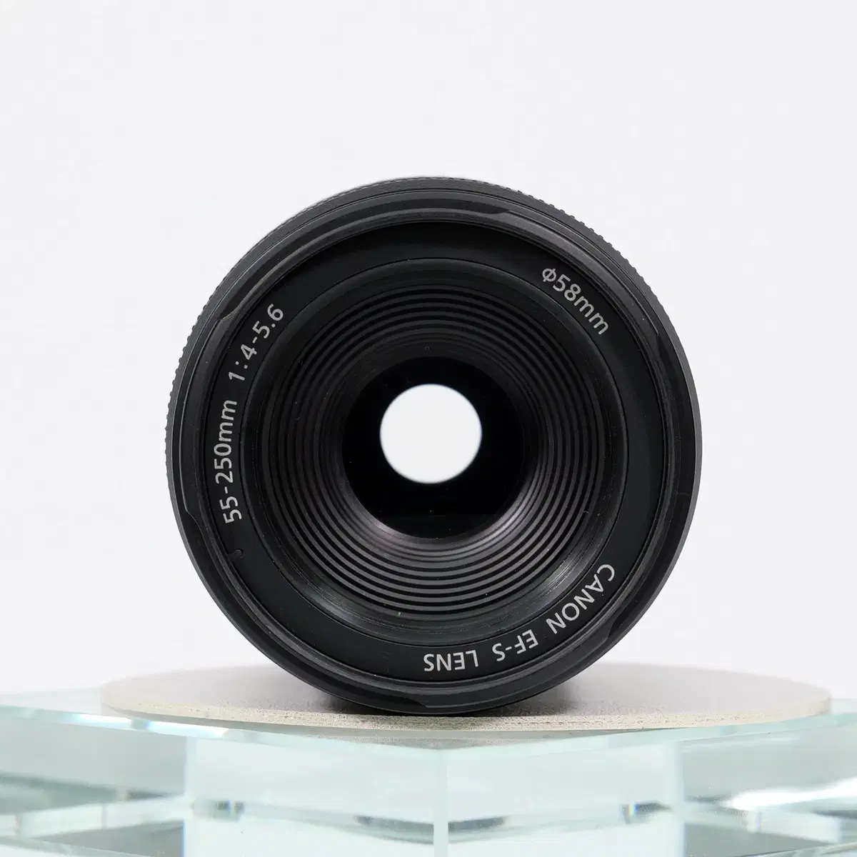 캐논 망원렌즈 EF-S 55-250mm F4-5.6 IS (1990)