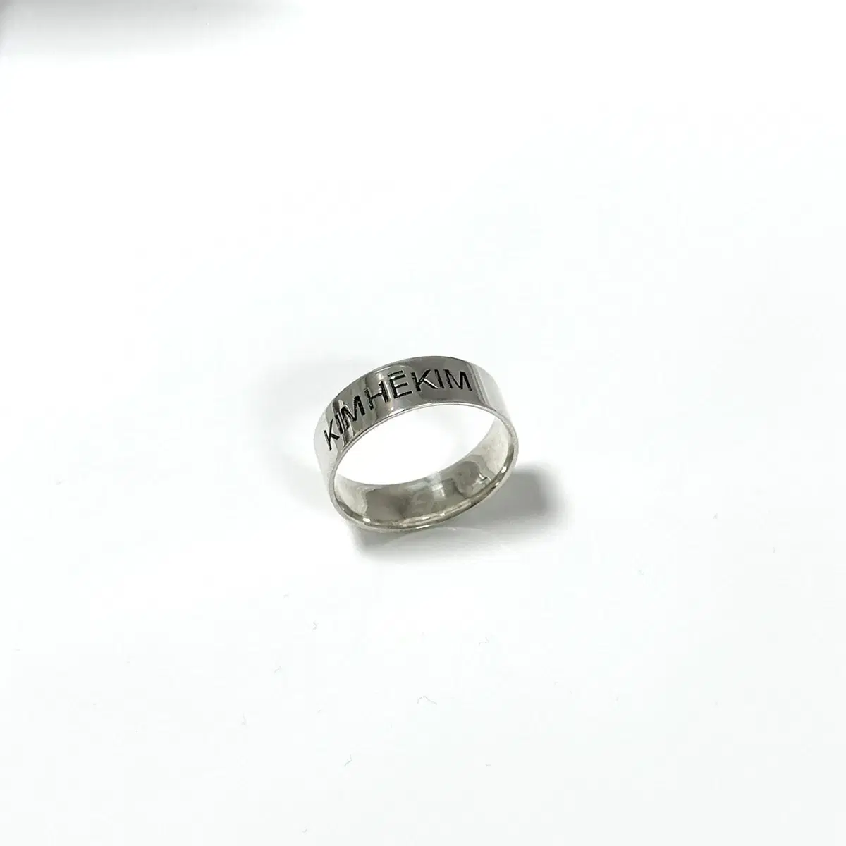 김해김 kimhekim silver logo band ring