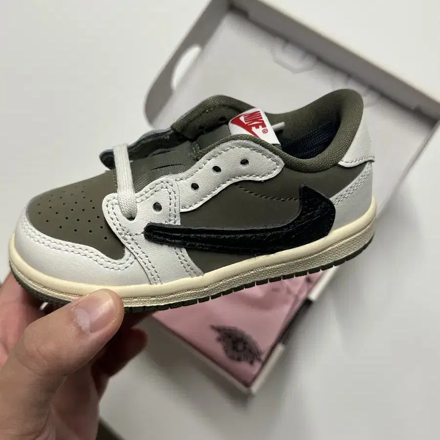 (TD) Jordan 1 x Travis Scott Retro Low O