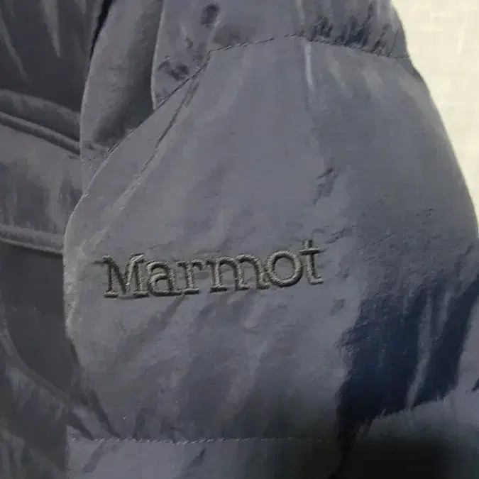 택포 95 size S급 Marmot USA 마모트 경량 오리털 패딩!