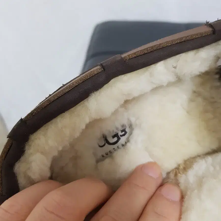 정품 UGG 어그 모카신