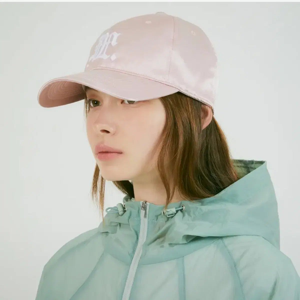 LMC 볼캡 핑크 (제니 원빈 착용, GOTHIC SATIN CAP)