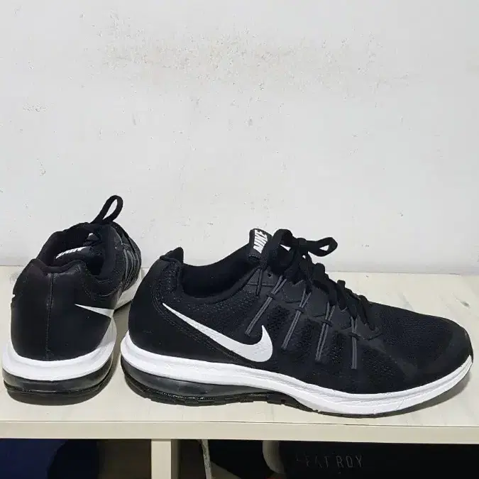 택포 270/275 정품 A급 NIKE AIR-MAX 경량 쿠션 스니커즈