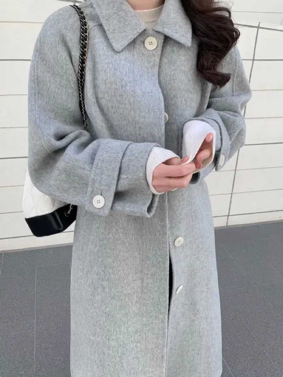 Light gray cashmere coat for Liérette