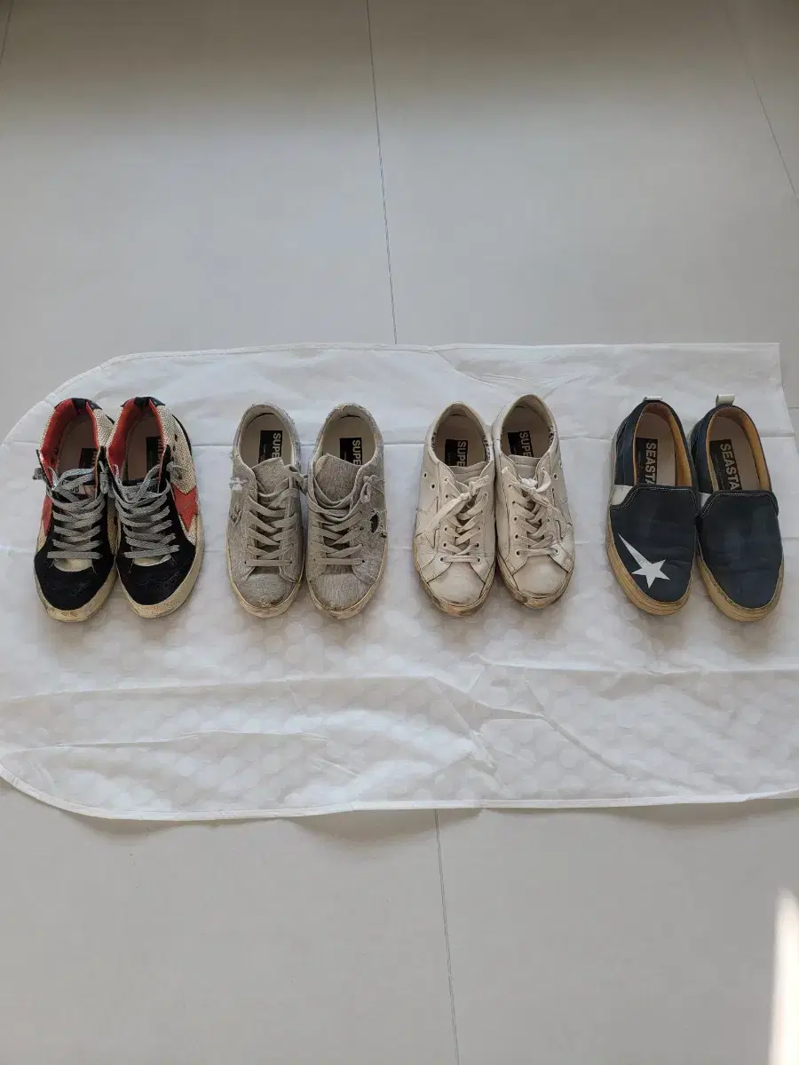 37사이즈 골든구스 GOLDENGOOSE  4켤레  판매